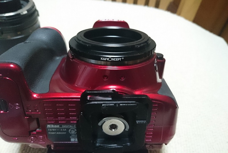 K&F　CONCEPTのレンズアダプターを付けたカメラ