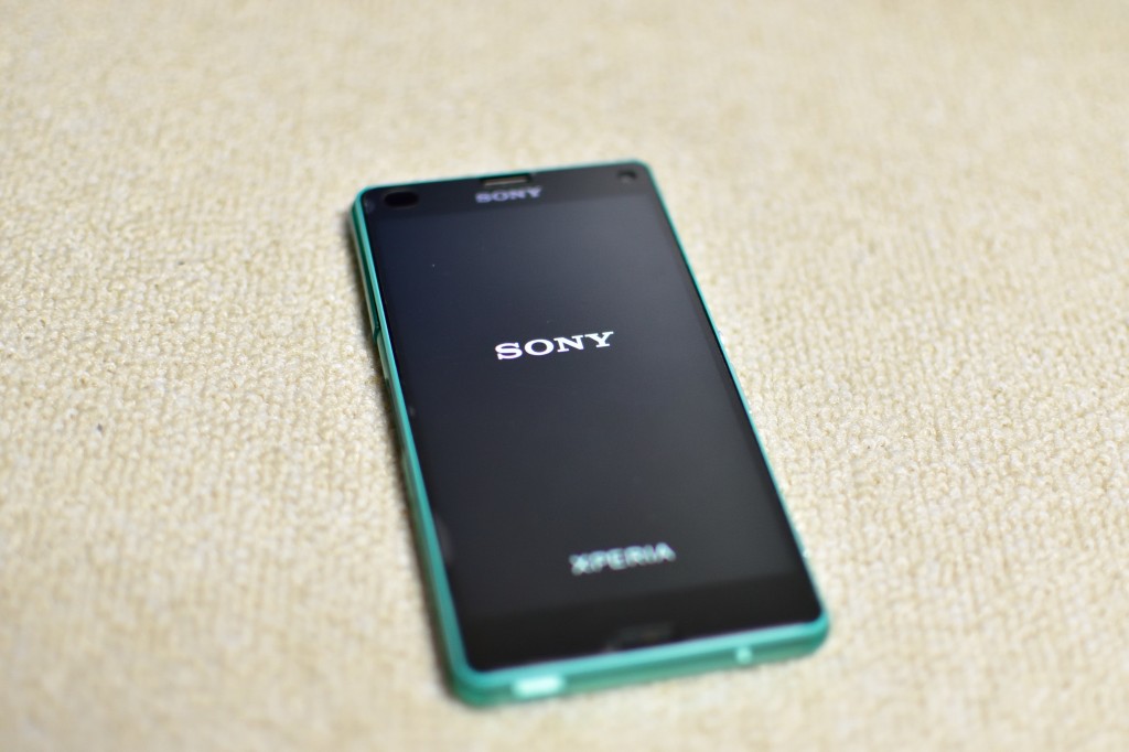 Xperia Z3 Compact(SO-02G)　バッテリー交換