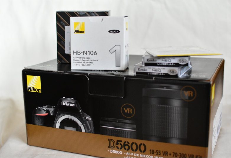 D5600　レンズ保護フィルター、フード、液晶保護フィルム
